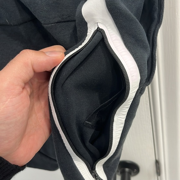 Nike - Nike Tech Boys shorts - Black size small S - Picture 3 of 3